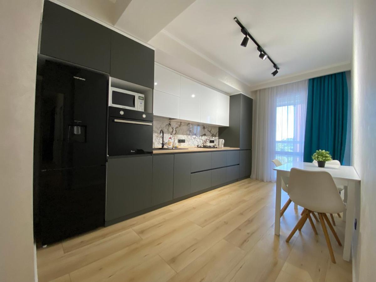 Apartament Lux Kischinau Exterior foto