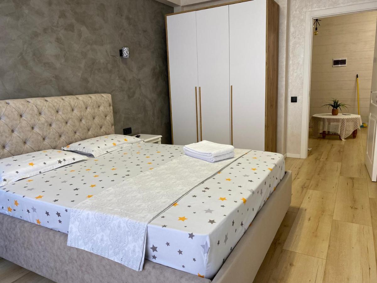 Apartament Lux Kischinau Exterior foto